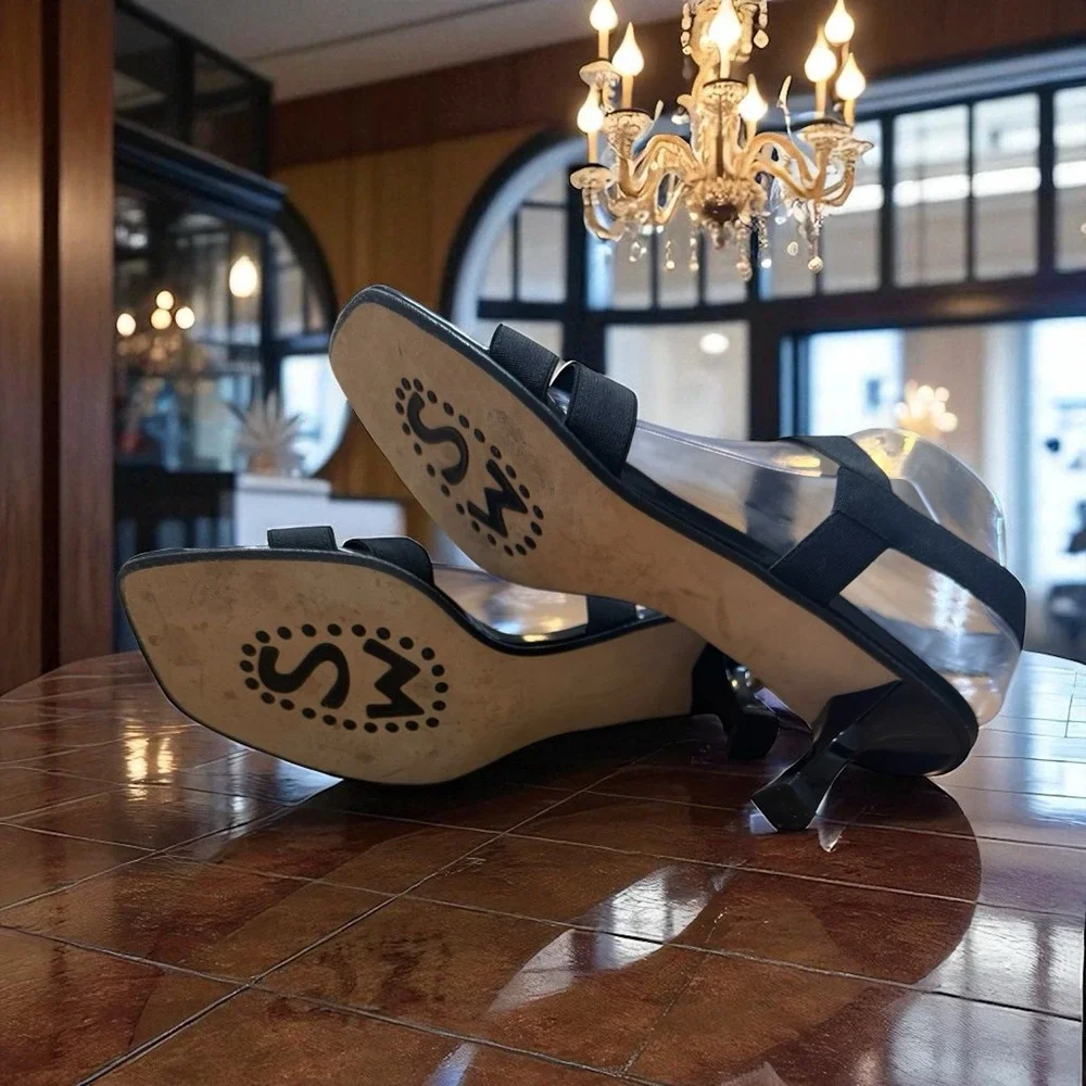 🤑STUART WEITZMAN AUTH🚨🖤🚨 $299 Black Strappy‎ Slingback heel Sandals Size 9